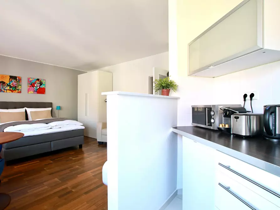 Immagine 4 di Appartamento in affitto  in Pantaleonswall a Köln