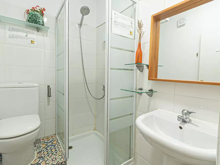 Immagine 10 di Camera in affitto  in Carrer de Sicília a Barcelona