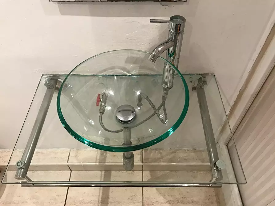 Immagine 10 di Camera in affitto  in Avenida de los Toreros a Madrid