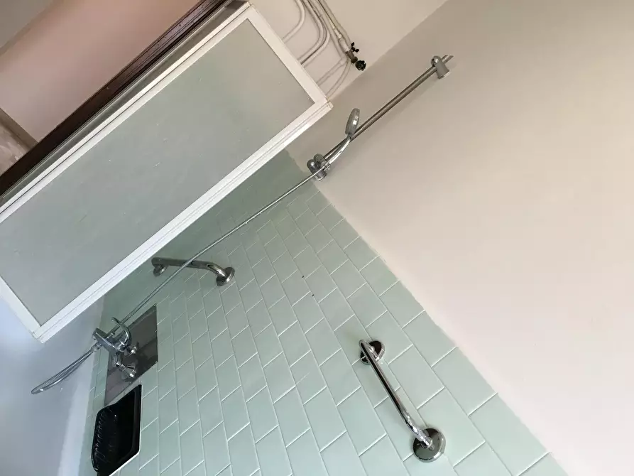 Immagine 6 di Camera condivisa in affitto  in Via Fossolo a Bologna