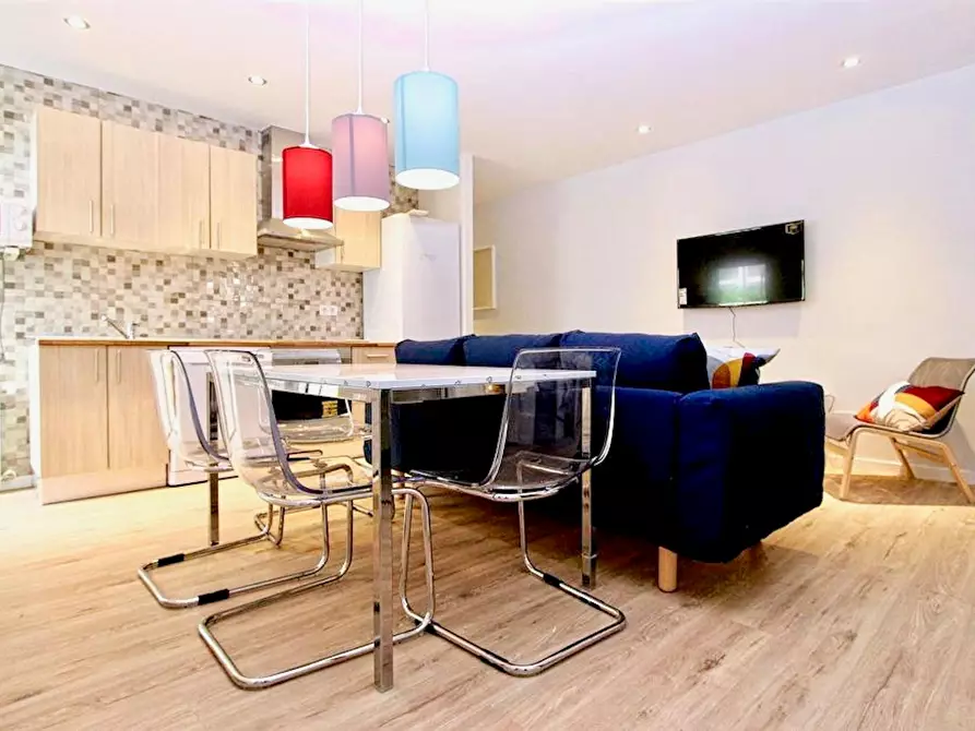 Immagine 5 di Camera in affitto  in Calle Álvaro de Bazán a Getafe