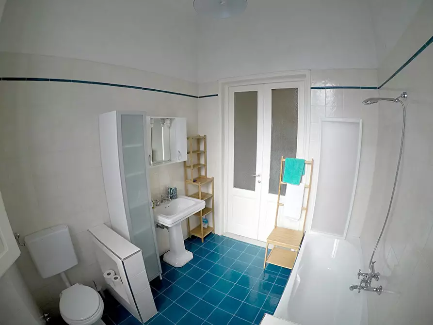 Immagine 7 di Camera in affitto  in Via della Cernaia a Firenze