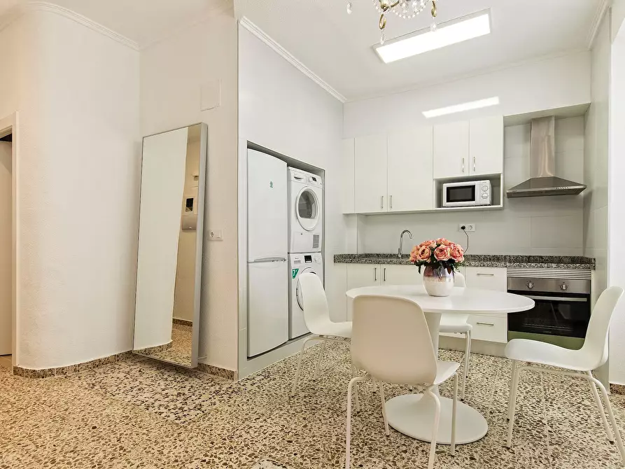 Immagine 6 di Camera in affitto  in Calle Valdés a Alicante/Alacant