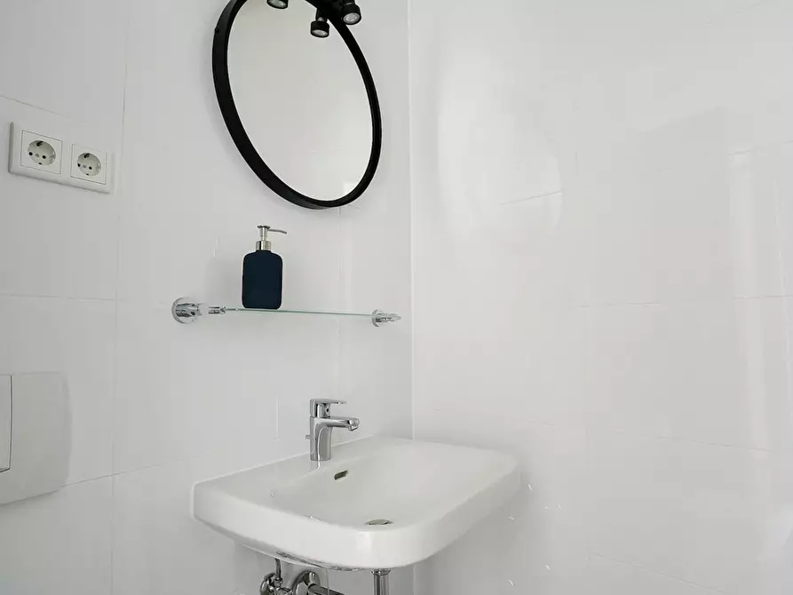 Immagine 10 di Appartamento in affitto  in Alte Jakobstraße a Berlin