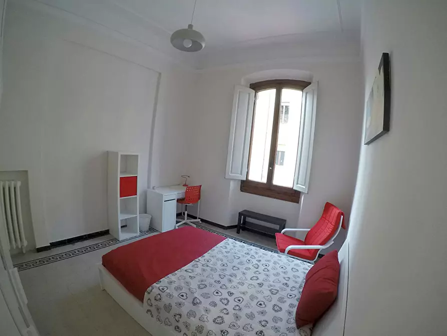 Immagine 2 di Camera in affitto  in Via della Cernaia a Firenze
