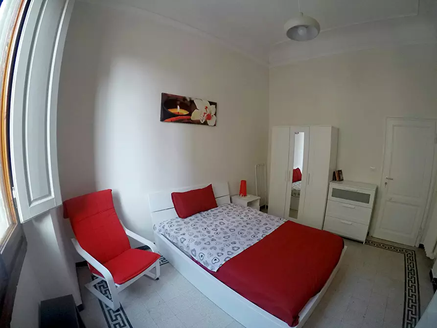 Immagine 4 di Camera in affitto  in Via della Cernaia a Firenze