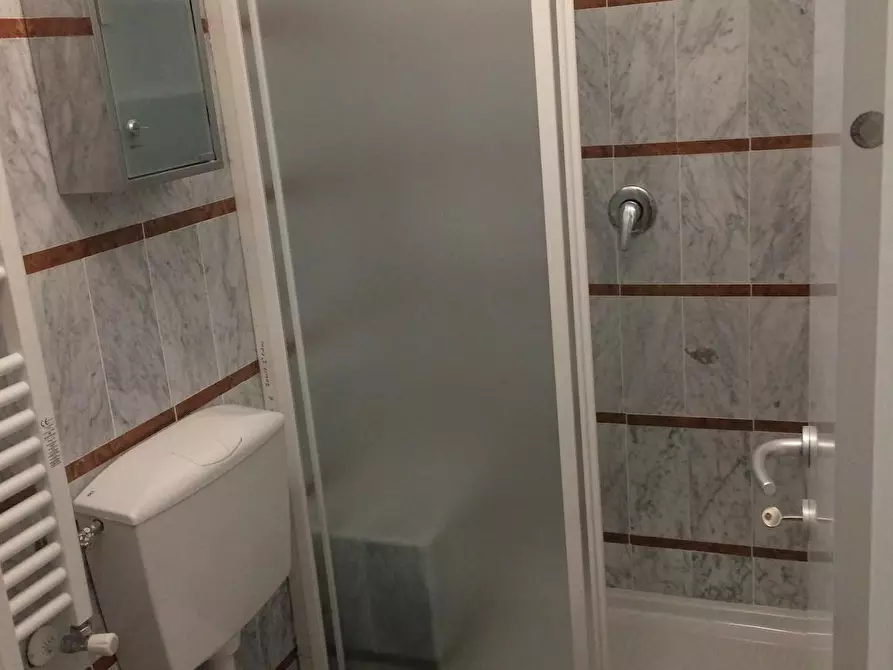 Immagine 5 di Camera condivisa in affitto  in Via San Zanobi a Firenze