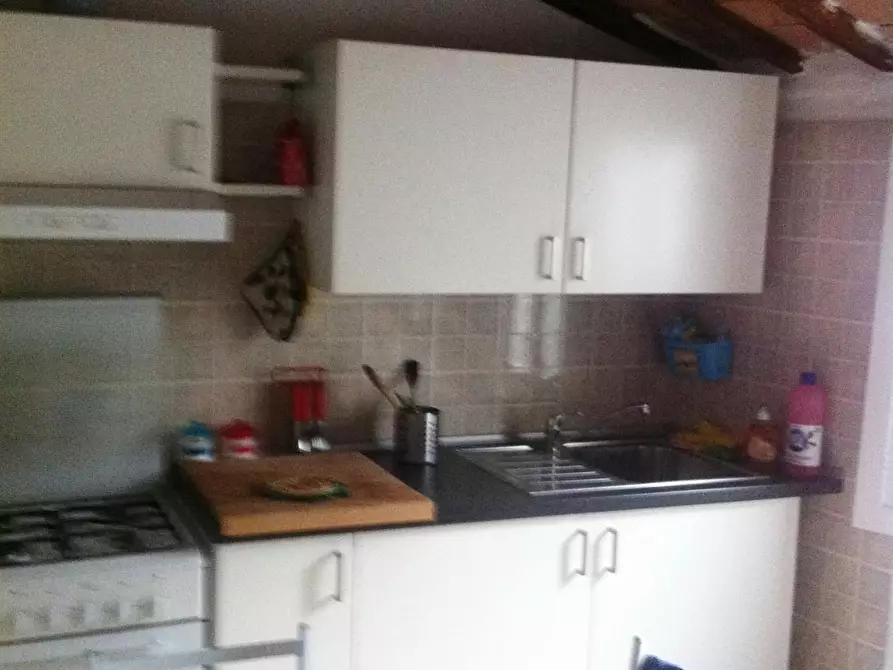 Immagine 2 di Camera in affitto  in Casato di Sopra a Siena