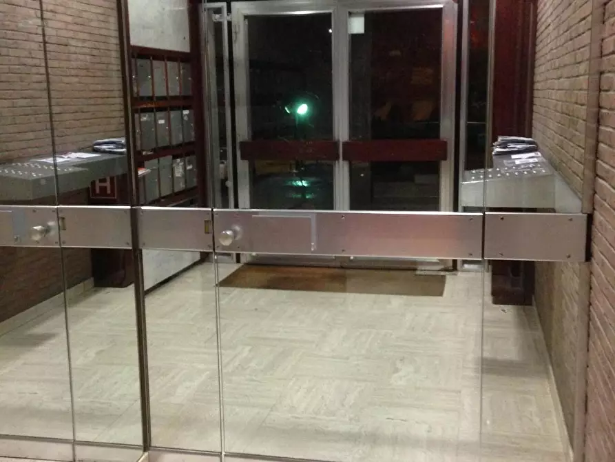 Immagine 8 di Appartamento in affitto  in Paul Hymanslaan a Woluwe-Saint-Lambert