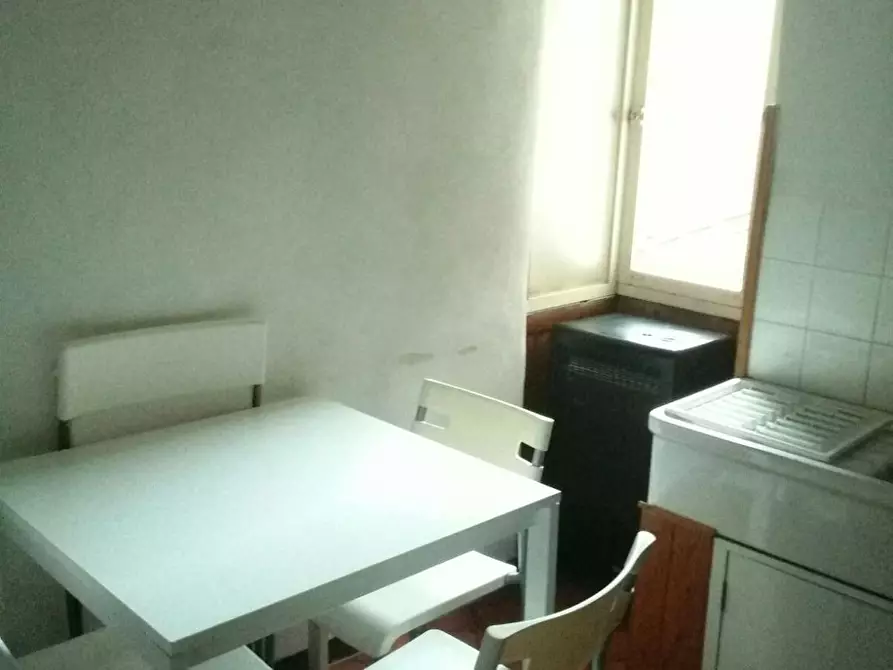 Immagine 4 di Camera in affitto  in Casato di Sopra a Siena