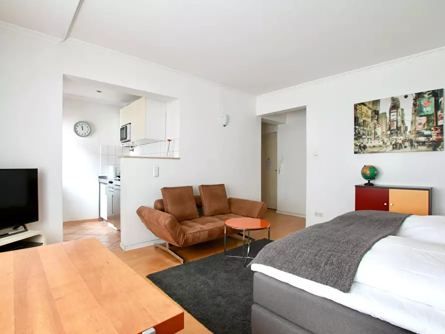 Immagine 2 di Appartamento in affitto  in Bismarckstraße a Köln