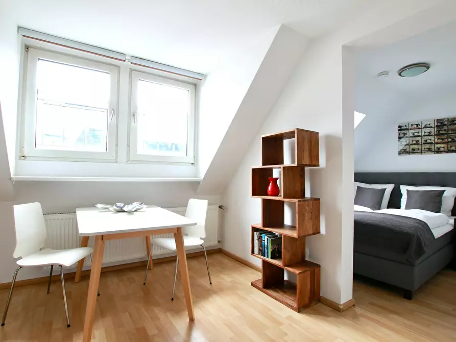 Immagine 6 di Appartamento in affitto  in Bismarckstraße a Köln