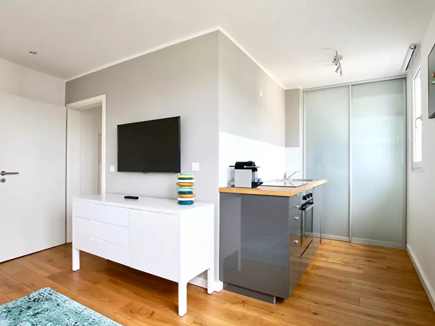 Immagine 5 di Appartamento in affitto  in Bismarckstraße a Köln