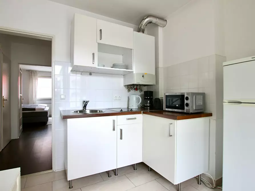 Immagine 10 di Appartamento in affitto  in Leostraße a Köln