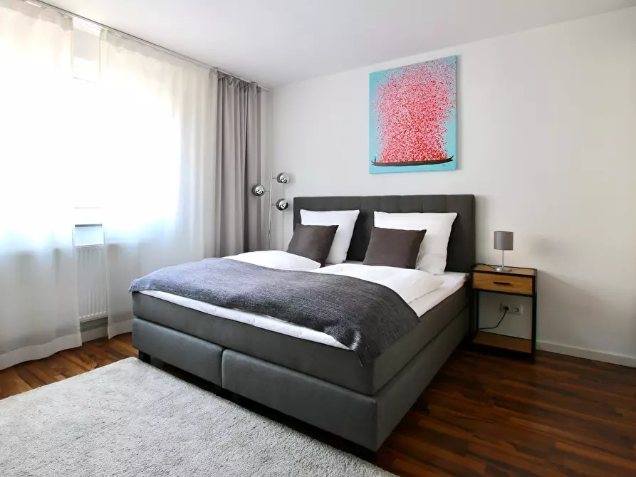 Immagine 5 di Appartamento in affitto  in Leostraße a Köln