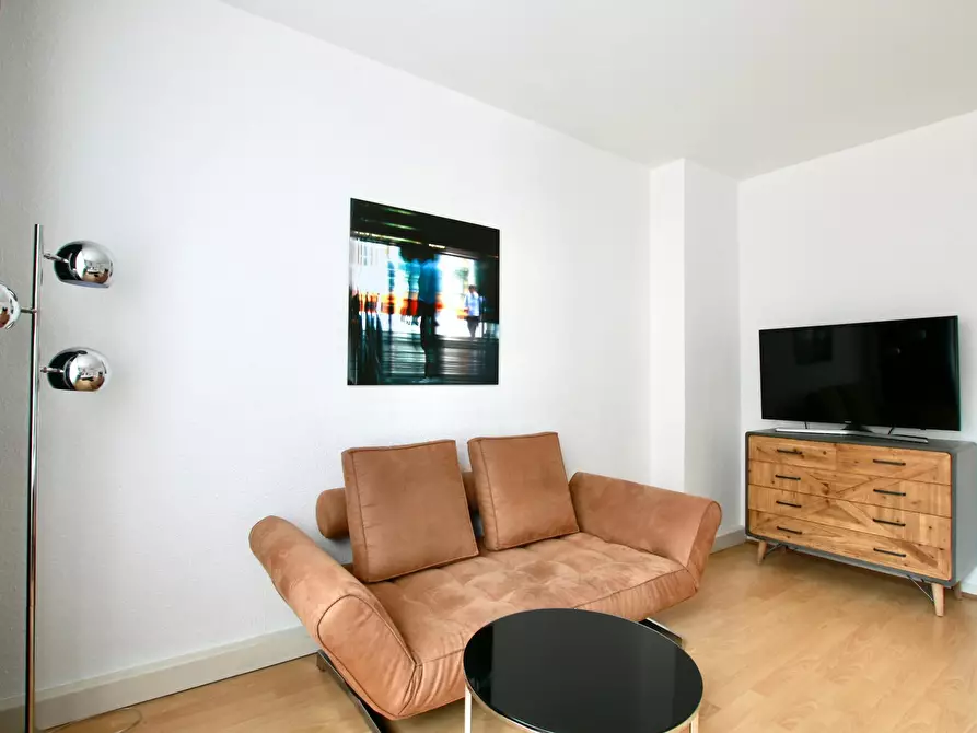 Immagine 3 di Appartamento in affitto  in Leostraße a Köln