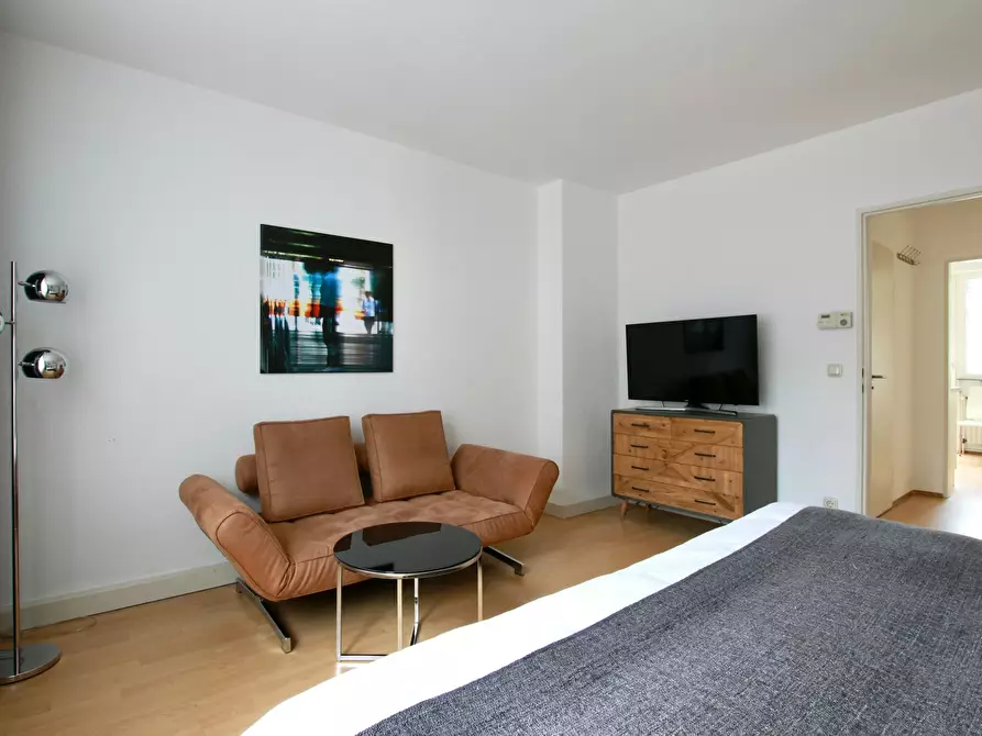 Immagine 2 di Appartamento in affitto  in Leostraße a Köln
