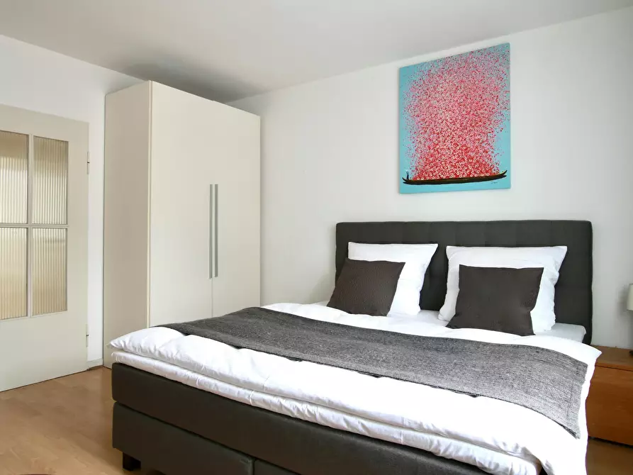 Immagine 4 di Appartamento in affitto  in Leostraße a Köln