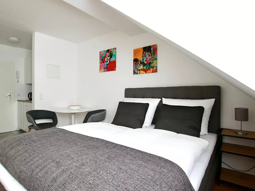 Immagine 3 di Appartamento in affitto  in Limburger Straße a Köln