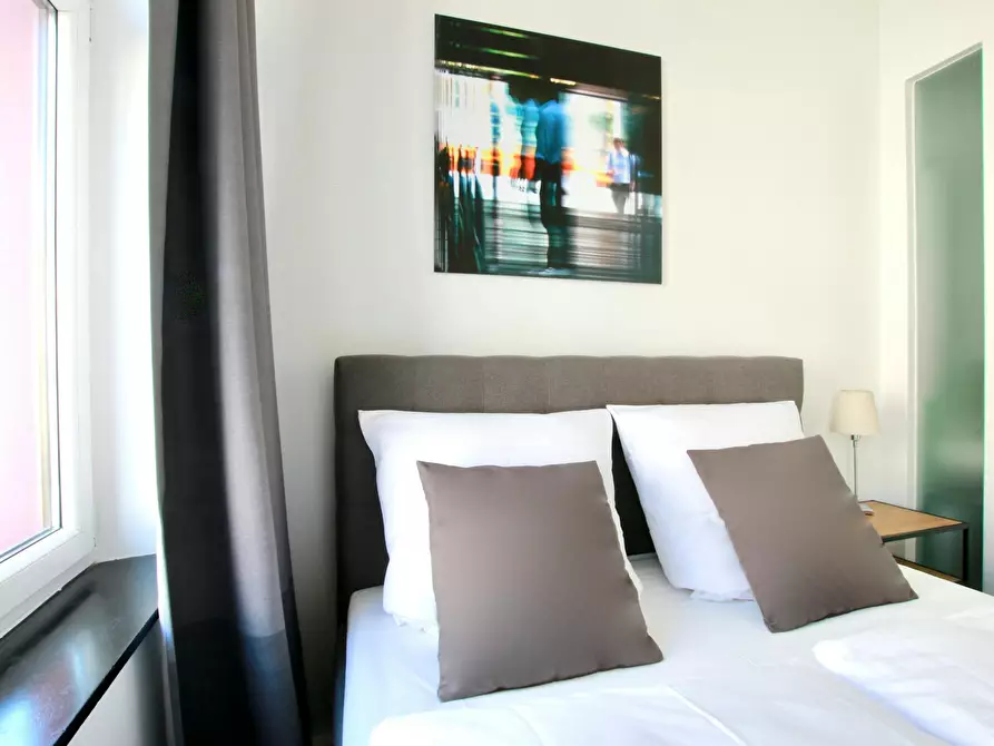 Immagine 9 di Appartamento in affitto  in Lübecker Straße a Köln