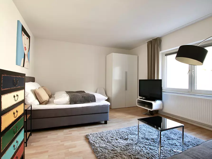 Immagine 9 di Appartamento in affitto  in Roonstraße a Köln