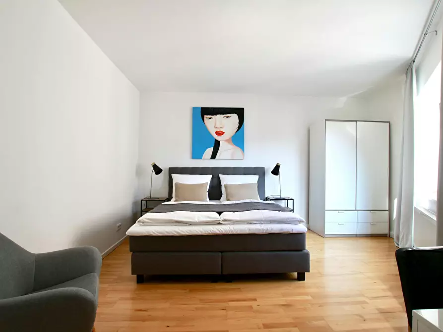 Immagine 7 di Appartamento in affitto  in Roonstraße a Köln