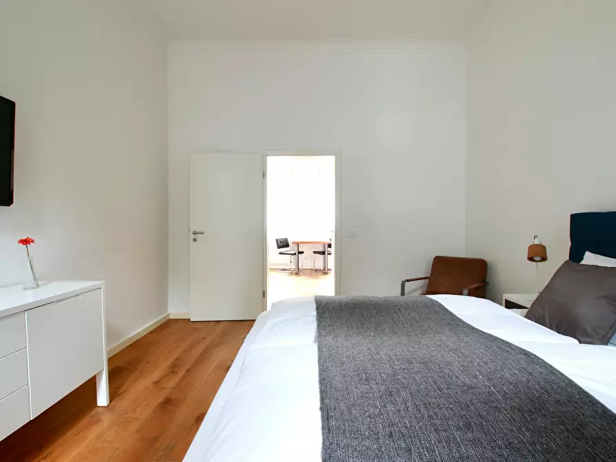 Immagine 10 di Appartamento in affitto  in Siegesstraße a Köln