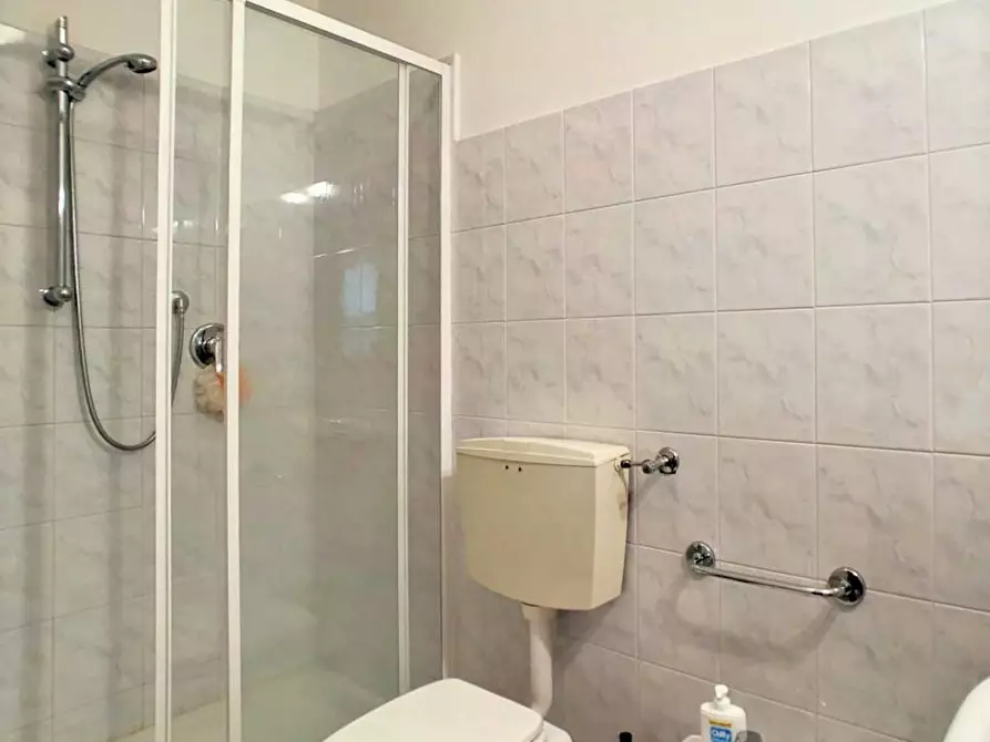 Immagine 9 di Camera in affitto  in Via Castelfidardo a Firenze