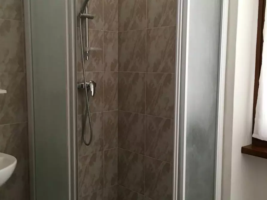 Immagine 6 di Camera in affitto  in Via delle Orfane a Trento