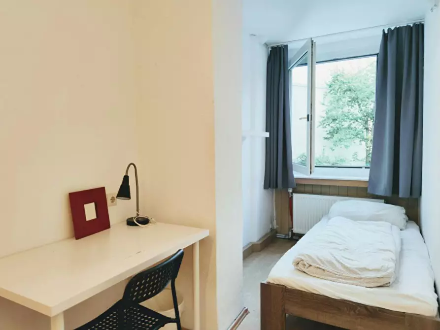 Immagine 2 di Camera in affitto  in Körner Hellweg a Dortmund