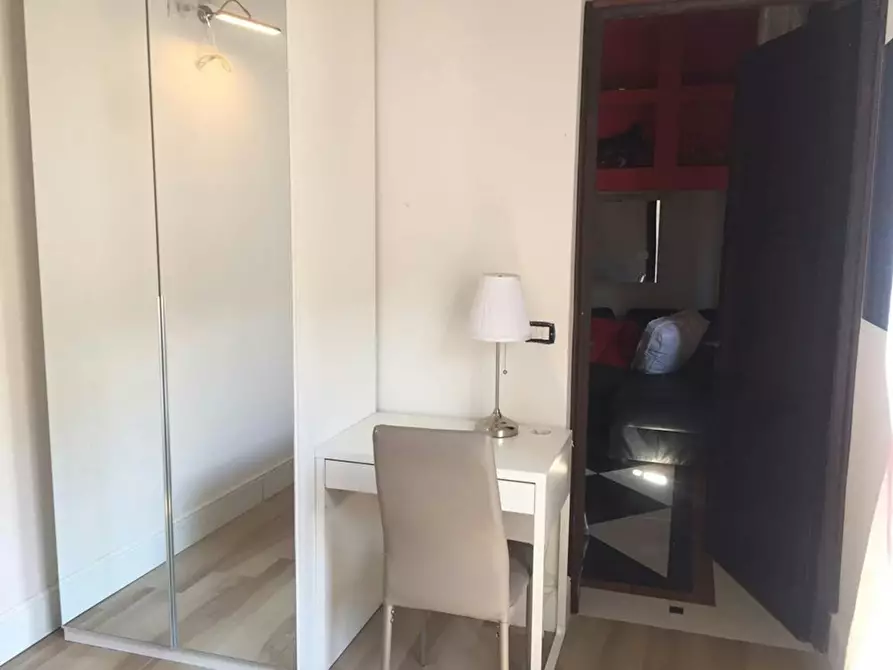 Immagine 3 di Camera in affitto  in Via dei Martiri del Popolo a Firenze