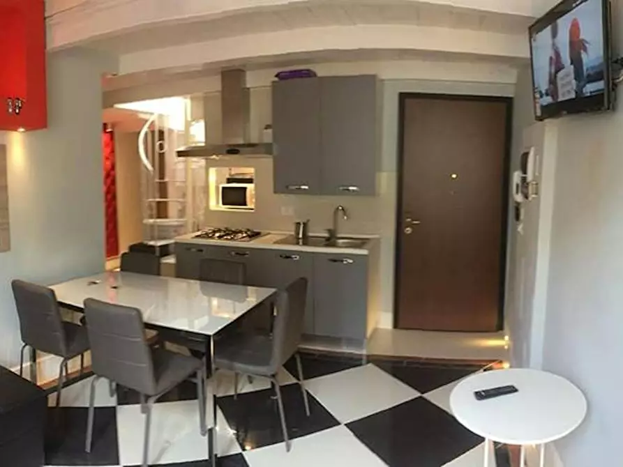 Immagine 9 di Camera in affitto  in Via dei Serragli a Firenze