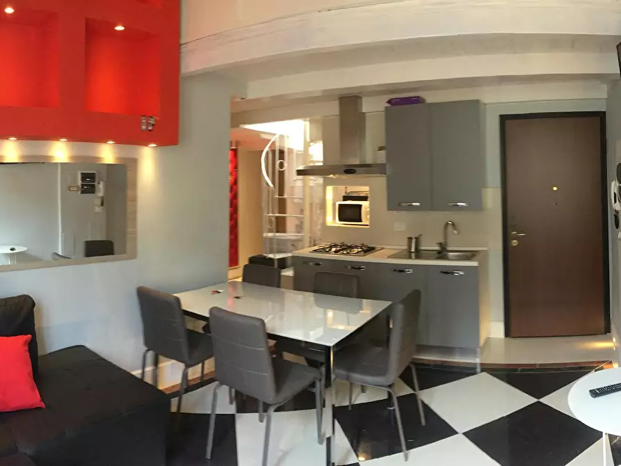 Immagine 2 di Camera in affitto  in Via dei Serragli a Firenze