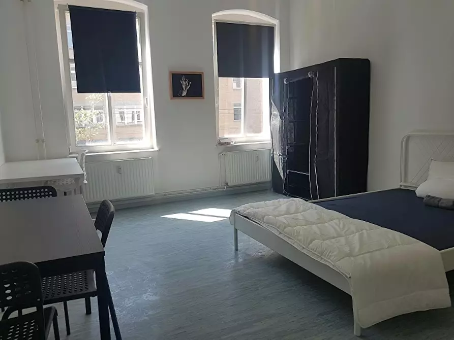Immagine 2 di Camera in affitto  in Wilhelminenhofstraße a Berlin
