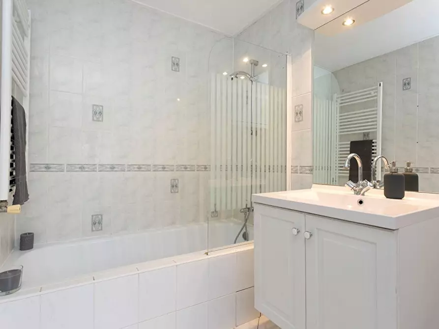 Immagine 8 di Casa indipendente in affitto  in Rijndijkstraat a Leiden