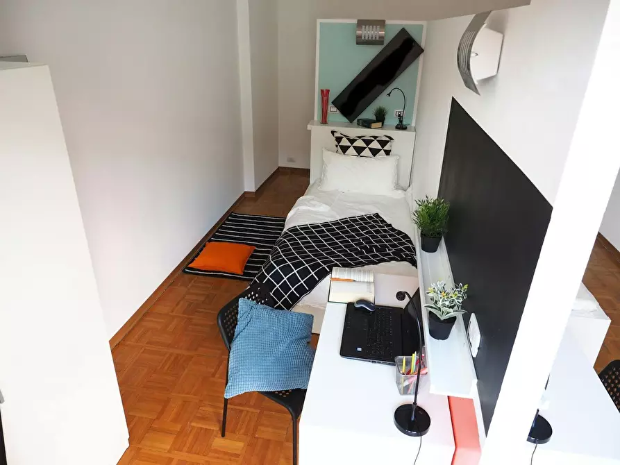 Immagine 1 di Camera in affitto  in Via Gian Domenico Cassini a Torino