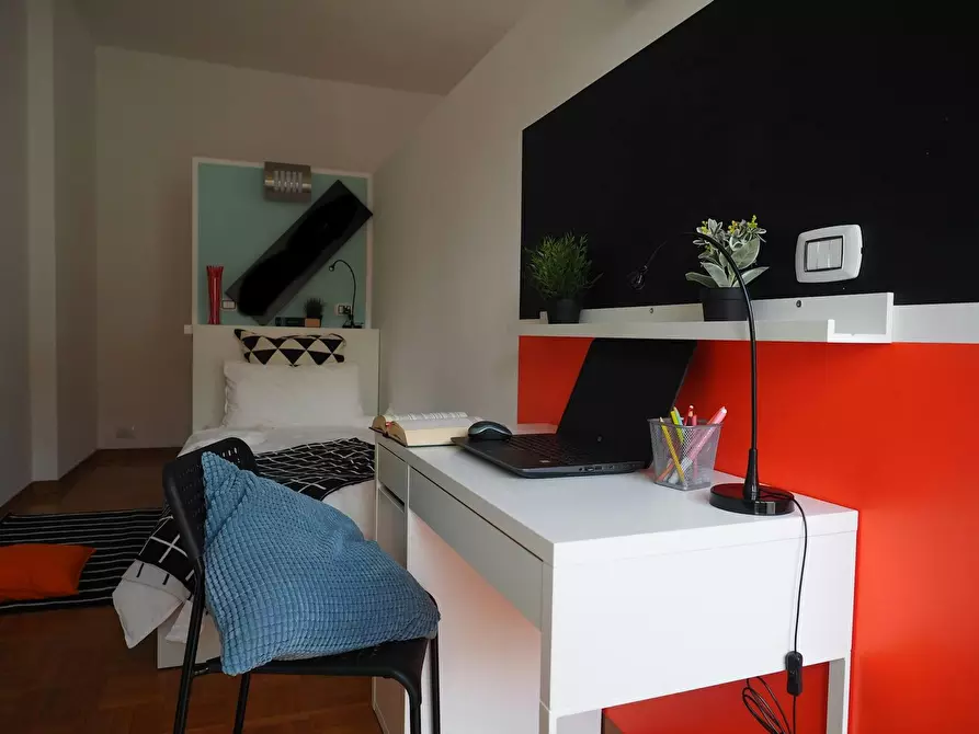 Immagine 2 di Camera in affitto  in Via Gian Domenico Cassini a Torino