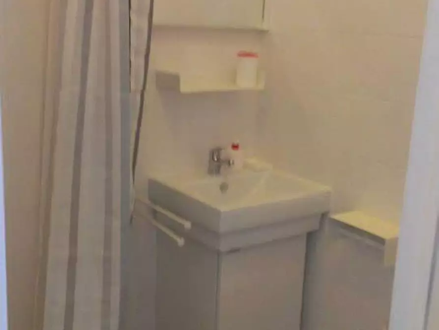 Immagine 2 di Camera in affitto  in Rue Goffart a Ixelles