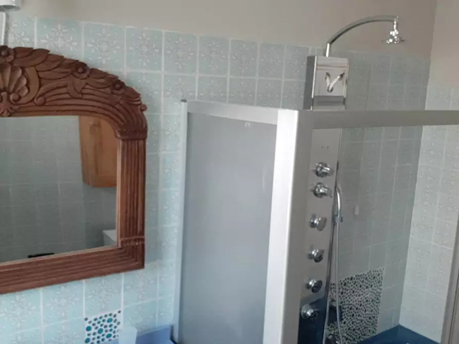 Immagine 7 di Camera in affitto  in Viale Famagosta a Milano