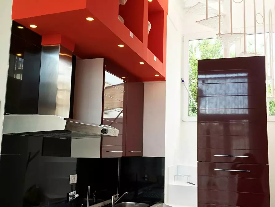 Immagine 9 di Camera in affitto  in Via San Zanobi a Firenze