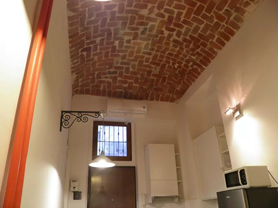 Immagine 5 di Appartamento in affitto  in Via Bologna a Torino