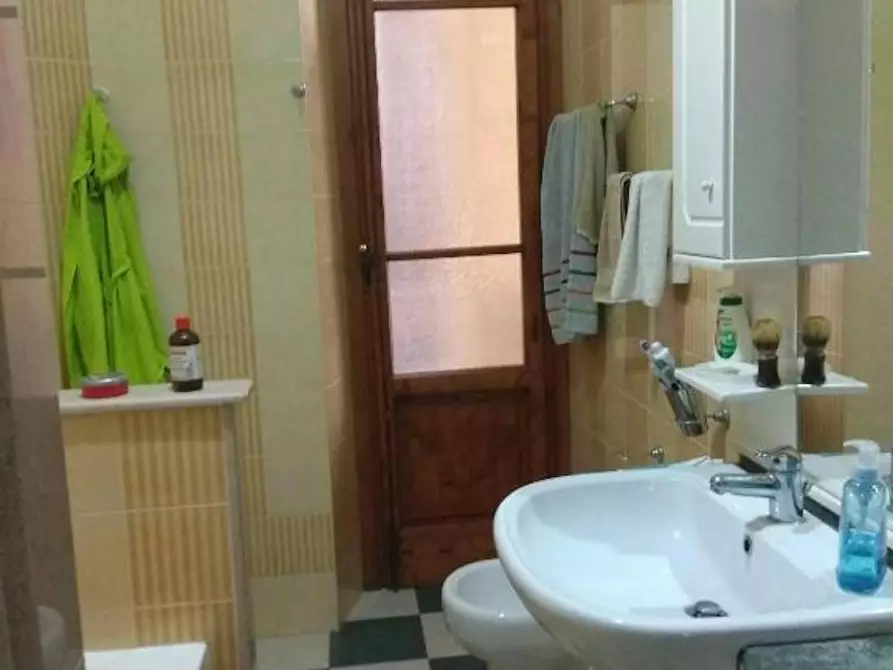 Immagine 5 di Camera in affitto  in Piazza Ludovico Antonio Muratori a Firenze