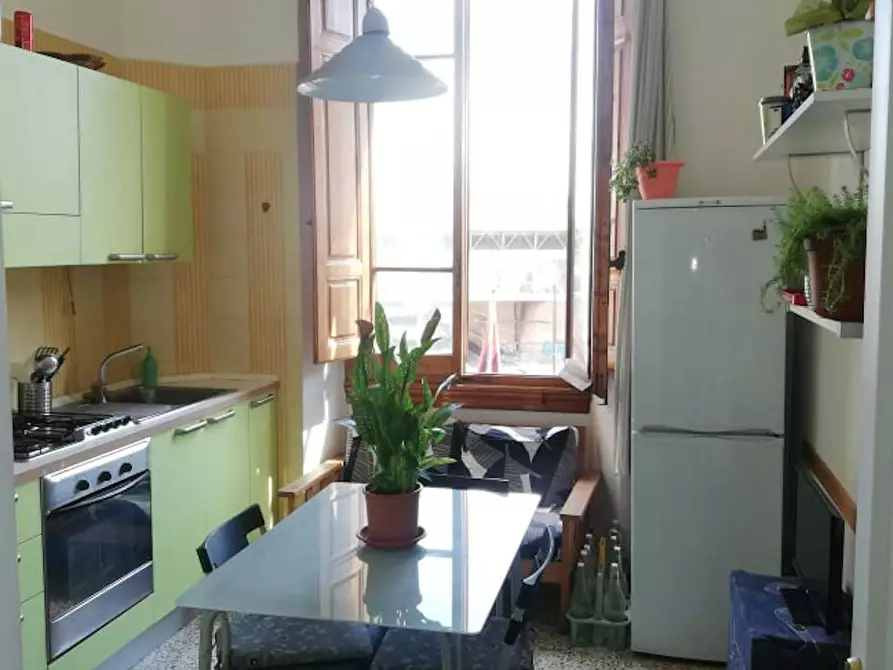 Immagine 3 di Camera in affitto  in Piazza Ludovico Antonio Muratori a Firenze