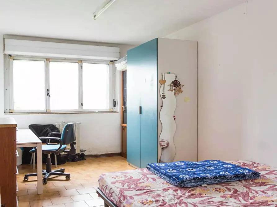 Immagine 2 di Camera in affitto  in Via dei Missaglia a Milano