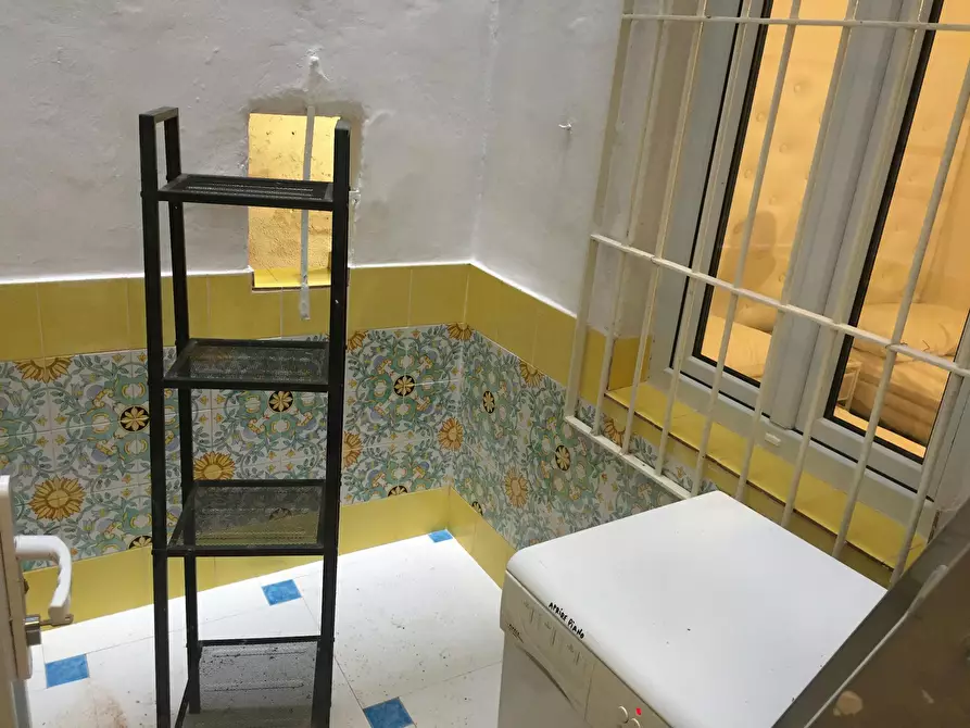 Immagine 8 di Camera in affitto  in Via dei Serragli a Firenze