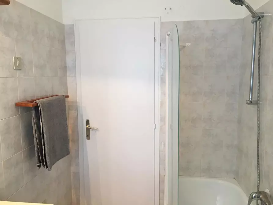 Immagine 10 di Camera in affitto  in Via Milano a Trento