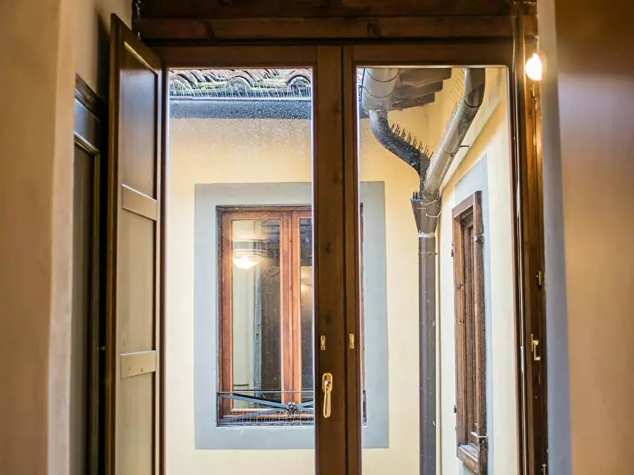 Immagine 3 di Camera condivisa in affitto  in Via San Giovanni a Firenze