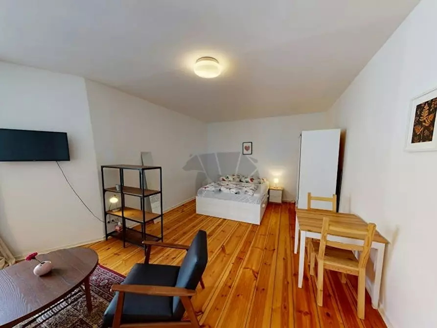 Immagine 1 di Appartamento in affitto  in Wiclefstraße a Berlin