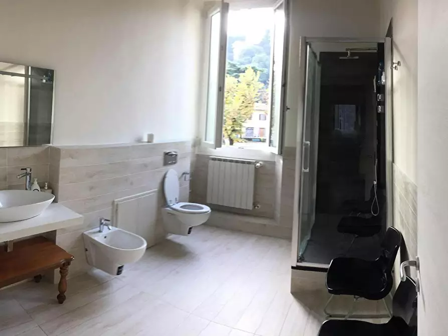 Immagine 4 di Camera in affitto  in Via del Ponte Sospeso a Firenze