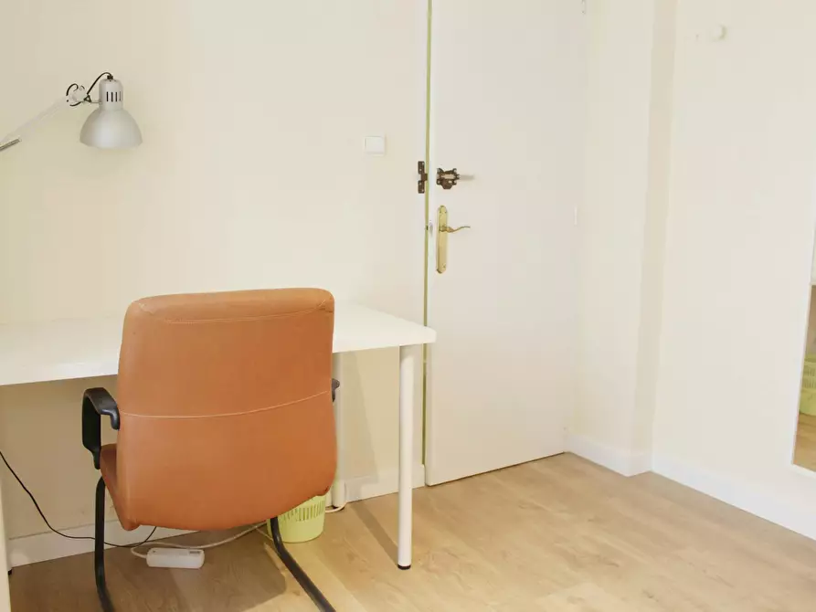 Immagine 2 di Camera in affitto  in Calle Francisco Carrión Mejías a Sevilla